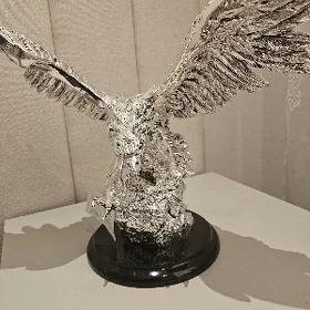 Dekor statuetka / Статуэтка