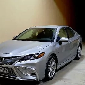 Toyota Camry 2021