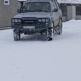 Toyota Land Cruiser 1990