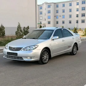 Toyota Camry 2005