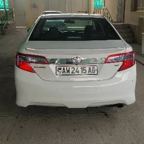 Toyota Camry 2013