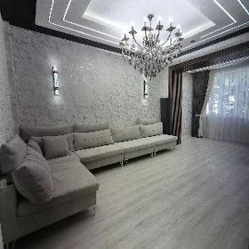 3 KOMNAT YOWŞAN