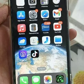 iPhone xs max 64 pomit