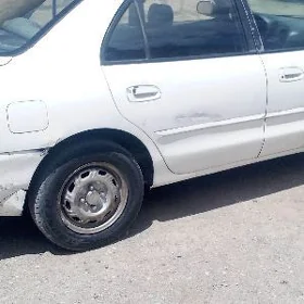 Mitsubishi Galant 1996