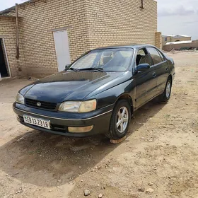 Toyota Corona 1992
