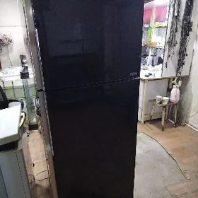 Holodilnik hitachi