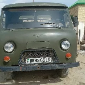 UAZ 469 1988