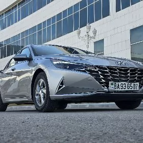 Hyundai Elantra 2021