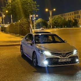 Toyota Camry 2020