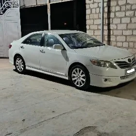 Toyota Camry 2011