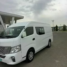 Nissan Urvan 2022