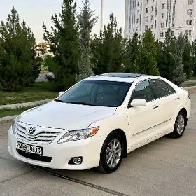 Toyota Camry 2011