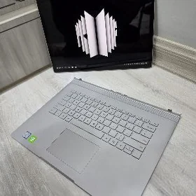 Microsoft Surface Book 2
