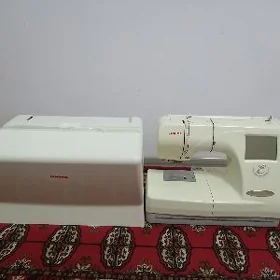 JANOME