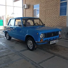 Lada 2104 1985