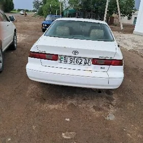 Toyota Camry 1999