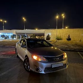 Toyota Camry 2013