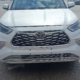 Toyota Highlander 2023