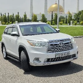 Toyota Highlander 2015
