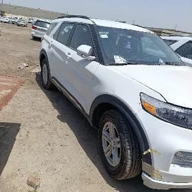 Ford Explorer 2021