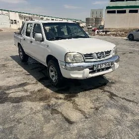 Nissan Navara 2007