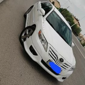 Toyota Camry 2010
