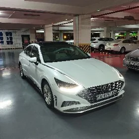 Hyundai Sonata 2021