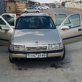 Opel Vectra 1990