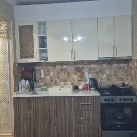Кухонный гарнитур машинка ковр