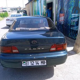 Toyota Camry 1995