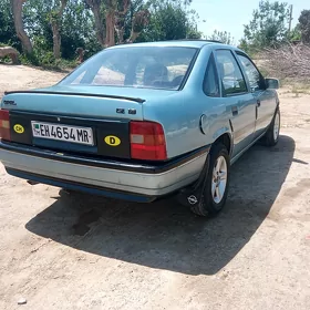 Opel Vectra 1990