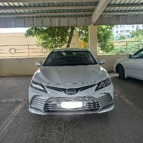 Toyota Camry 2022