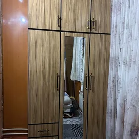 şkaf