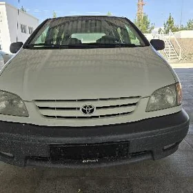 Toyota Sienna 2002