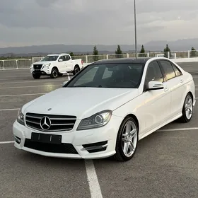Mercedes-Benz C350 2010