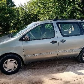 Toyota Sienna 2000