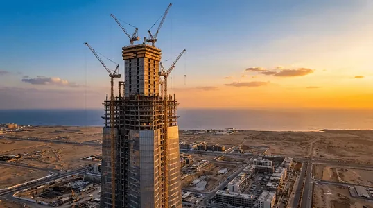 157 gatlyk Jeddah Tower diňiniň esasy polat binýadyny hytaýly inženerler gurar
