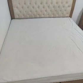 Spalni спальня