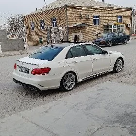 Mercedes-Benz E350 2013