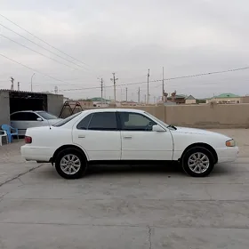 Toyota Camry 1993