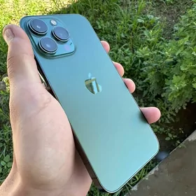 iPhone 13 Pro wakum