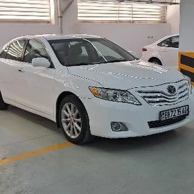 Toyota Camry 2010
