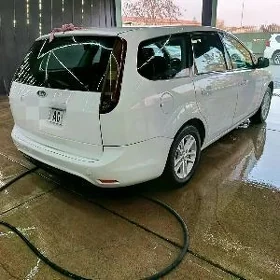 Ford Focus 2010