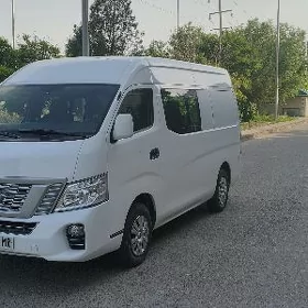 Nissan Urvan 2021