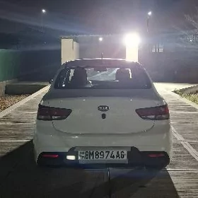 Kia Rio 2022