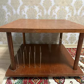 стол