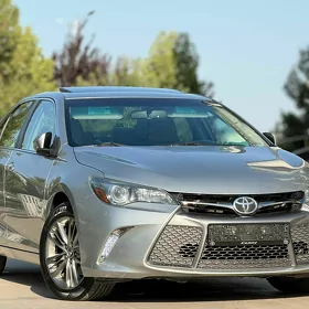 Toyota Camry 2016