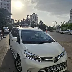 Toyota Sienna 2020