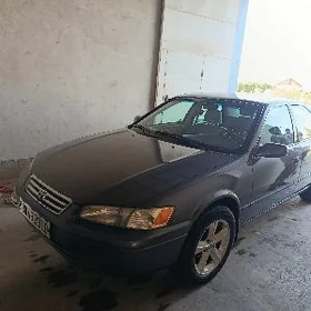 Toyota Camry 1999