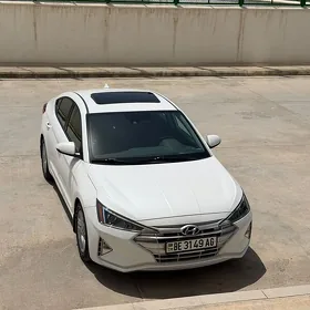 Hyundai Elantra 2020